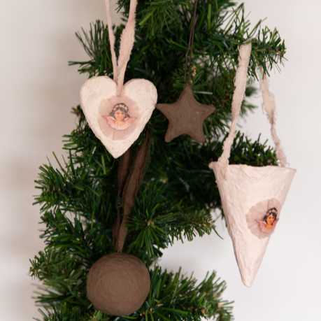 XO Handcraft dansk håndlavet julepynt ornament ophæng papmache genbrug bionedbrydelig