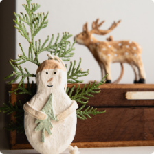 Snowmen with Christmas tree