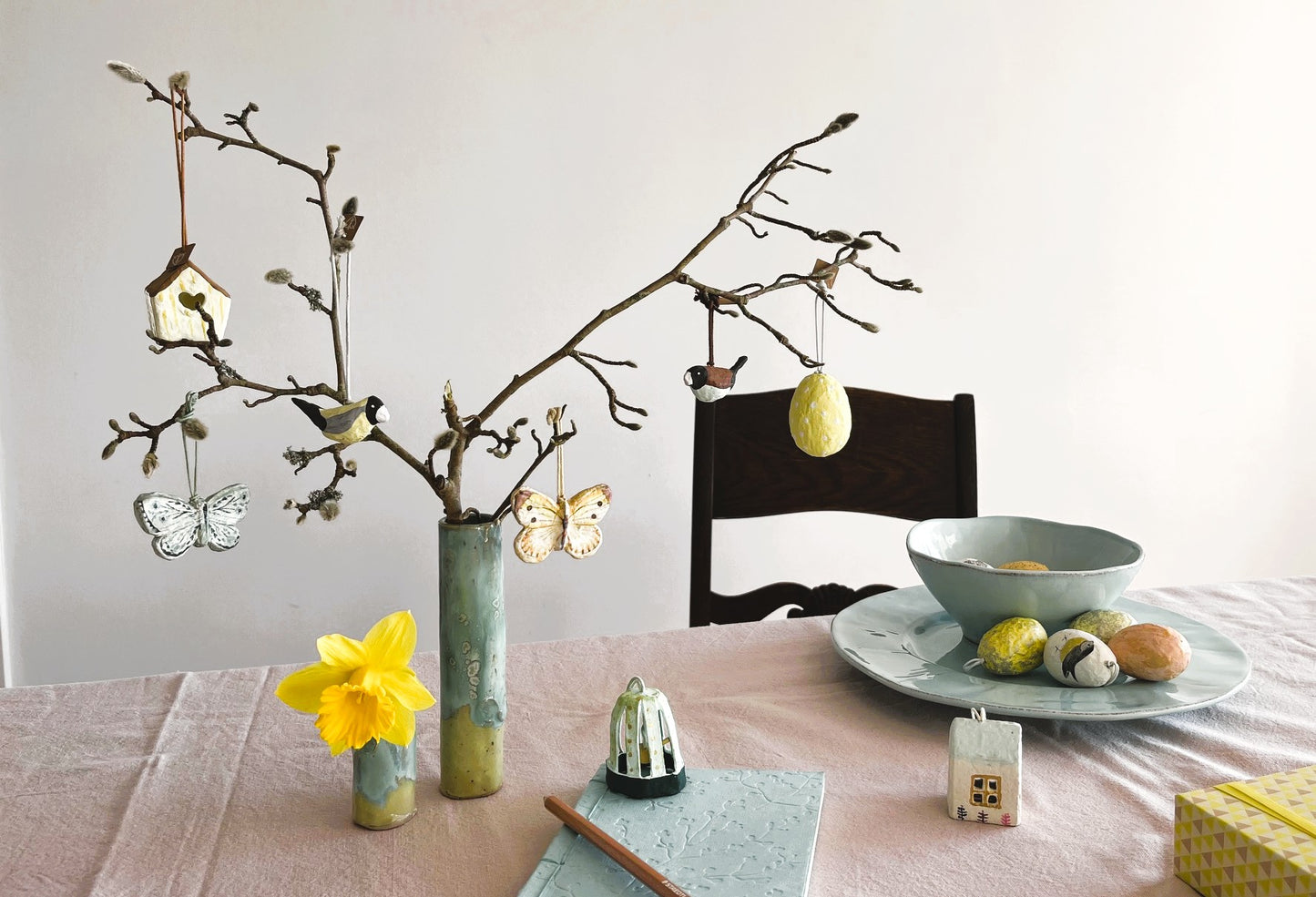 Håndlavet pynt, påske, bæredygtigt cotton papmache, papmache, handmade, easter, fairtrade, sustainable