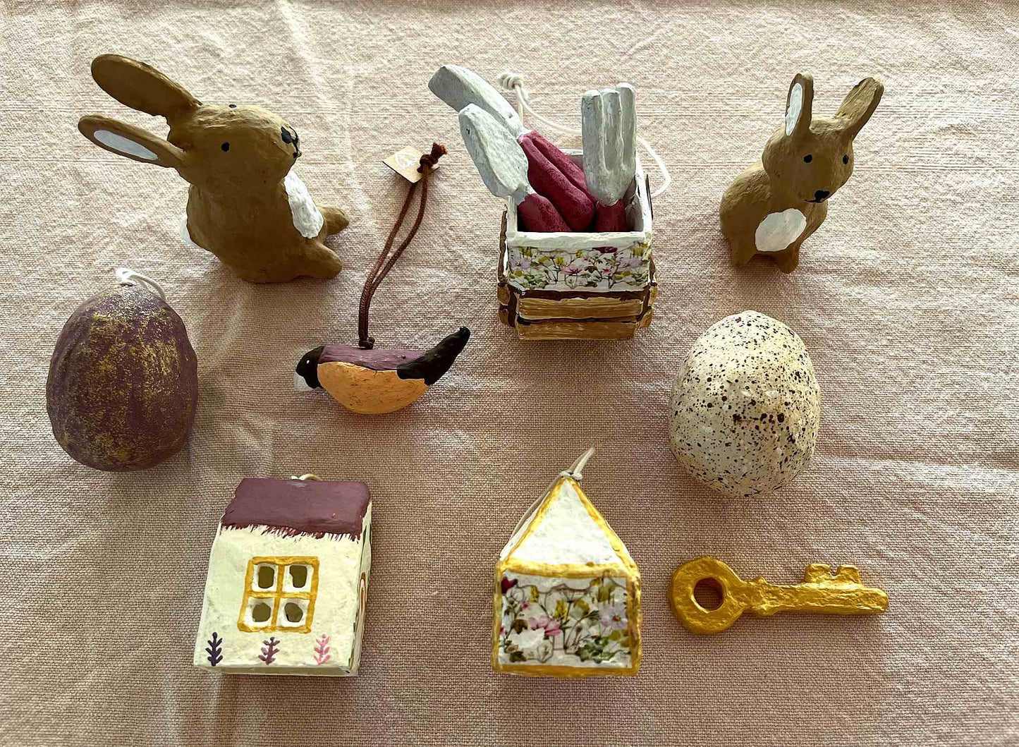 Håndlavet pynt, påske, bæredygtigt cotton papmache, papmache, handmade, easter, fairtrade, sustainable