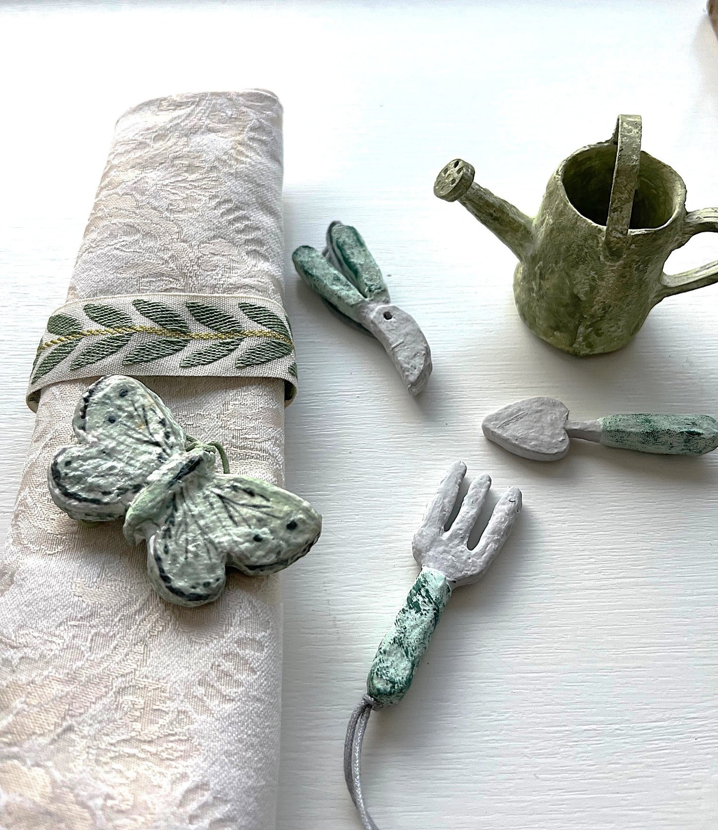 Håndlavet pynt, påske, bæredygtigt cotton papmache, papmache, handmade, easter, fairtrade, sustainable