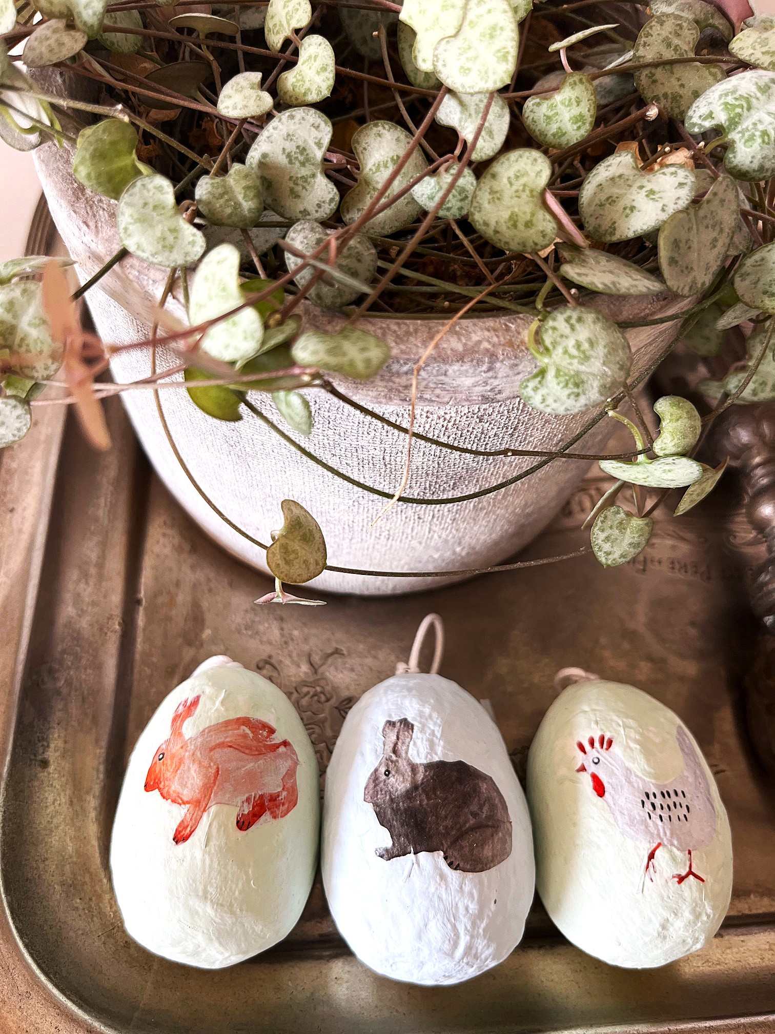 Håndlavet pynt, påske, bæredygtigt cotton papmache, papmache, handmade, easter, fairtrade, sustainable