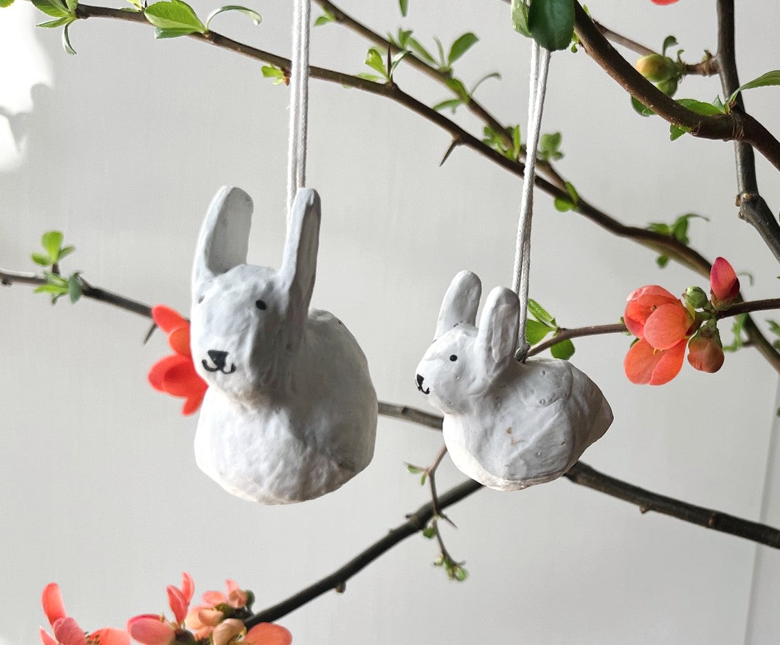 Rabbits hanging, Light grey
